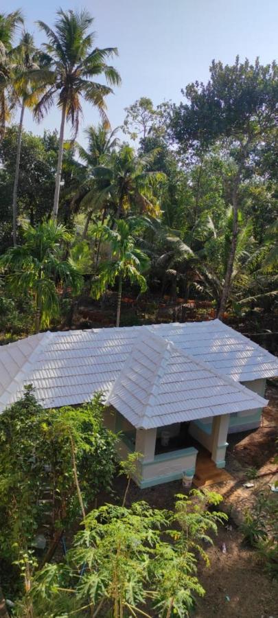 Ferienwohnung Baba Luru'S Varkala Exterior foto